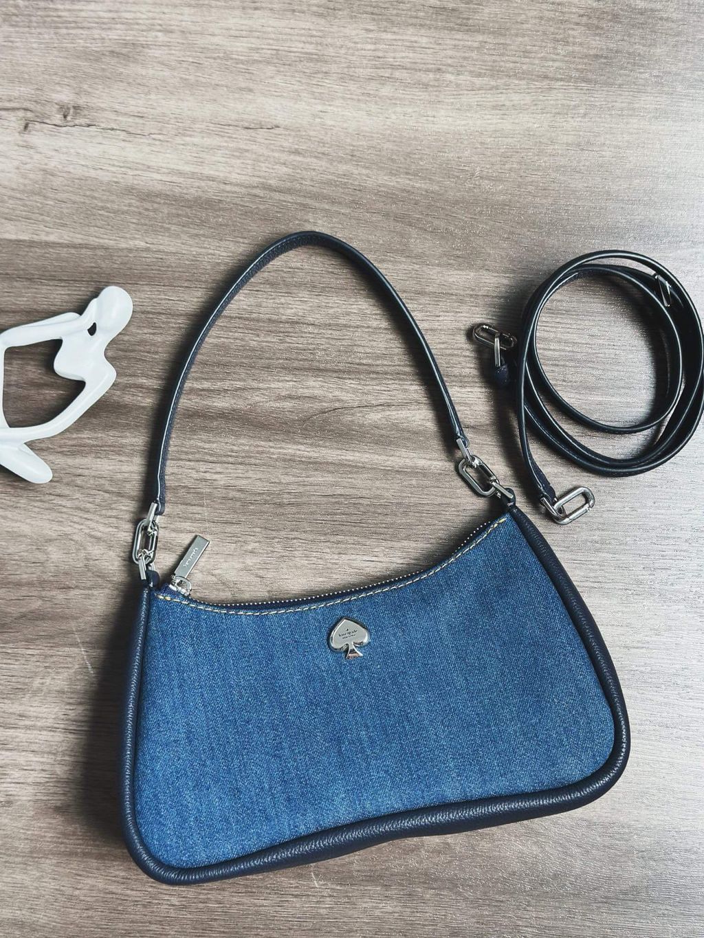 JuzBeauty_JuzBeautyMalaysia_JuzPretty_Authentic_Kbeauty_Malaysia_Skin_Care_Cosmetics_Jbeauty_Health_Care_korean_streetwear_US_Luxury_KATE SPADE KK080 Kayla Denim Convertible Shoulder Bag 腋下包9