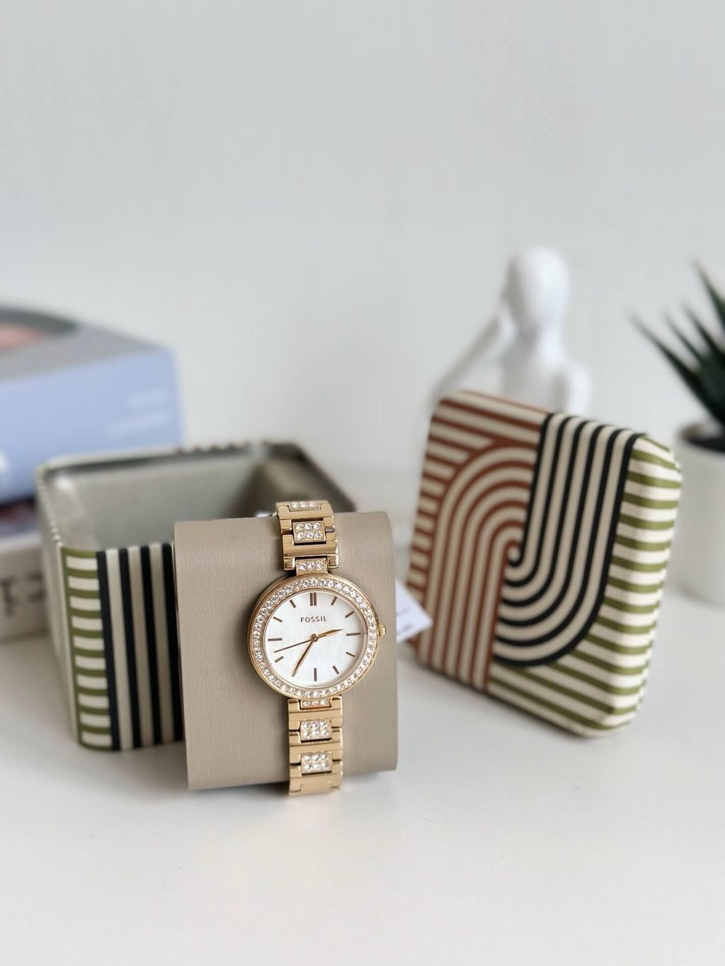 JuzBeauty_JuzBeautyMalaysia_JuzPretty_Authentic_Kbeauty_Malaysia_Skin_Care_Cosmetics_Jbeauty_Health_Care_korean_streetwear_US_Luxury_FOSSIL BQ5001 Karli Three-hand Gold-tone Stainless Steel Watch 女款手表4