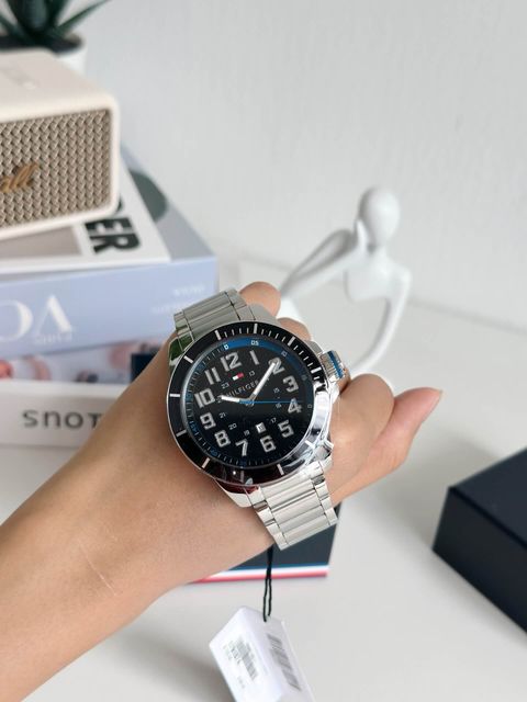 JuzBeauty_JuzBeautyMalaysia_JuzPretty_Authentic_Kbeauty_Malaysia_Skin_Care_Cosmetics_Jbeauty_Health_Care_korean_streetwear_US_Luxury_TOMMY HILFIGER 1791074 Three-Hand Stainless Steel 48mm In Black 男款手表5
