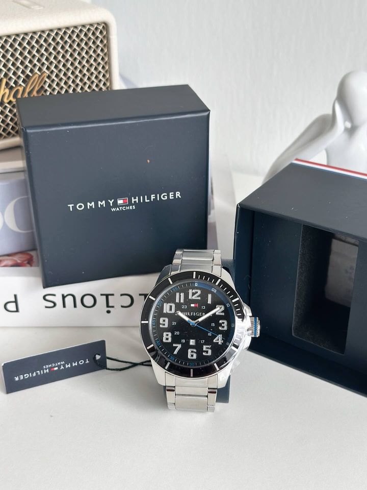JuzBeauty_JuzBeautyMalaysia_JuzPretty_Authentic_Kbeauty_Malaysia_Skin_Care_Cosmetics_Jbeauty_Health_Care_korean_streetwear_US_Luxury_TOMMY HILFIGER 1791074 Three-Hand Stainless Steel 48mm In Black 男款手表1