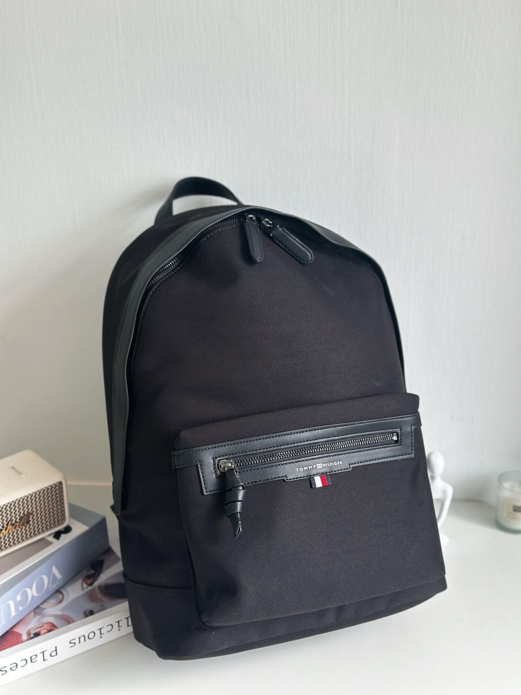 JuzBeauty_JuzBeautyMalaysia_JuzPretty_Authentic_Kbeauty_Malaysia_Skin_Care_Cosmetics_Jbeauty_Health_Care_korean_streetwear_US_Luxury_TOMMY HILFIGER 69JB154001 Logo Puffer Backpack 背包7