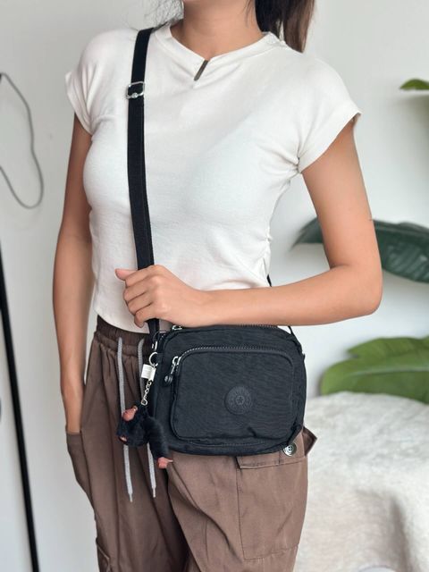 JuzBeauty_JuzBeautyMalaysia_JuzPretty_Authentic_Kbeauty_Malaysia_Skin_Care_Cosmetics_Jbeauty_Health_Care_korean_streetwear_US_Luxury_KIPLING KI9013 Hubei Crossbody Bag In Black 女款斜挎包3