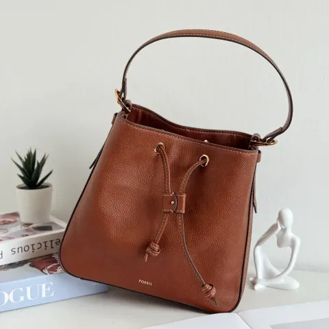 JuzBeauty_JuzBeautyMalaysia_JuzPretty_Authentic_Kbeauty_Malaysia_Skin_Care_Cosmetics_Jbeauty_Health_Care_korean_streetwear_US_Luxury_FOSSIL SHB3172210 Tessa Brown Bucket Bag 水桶包1