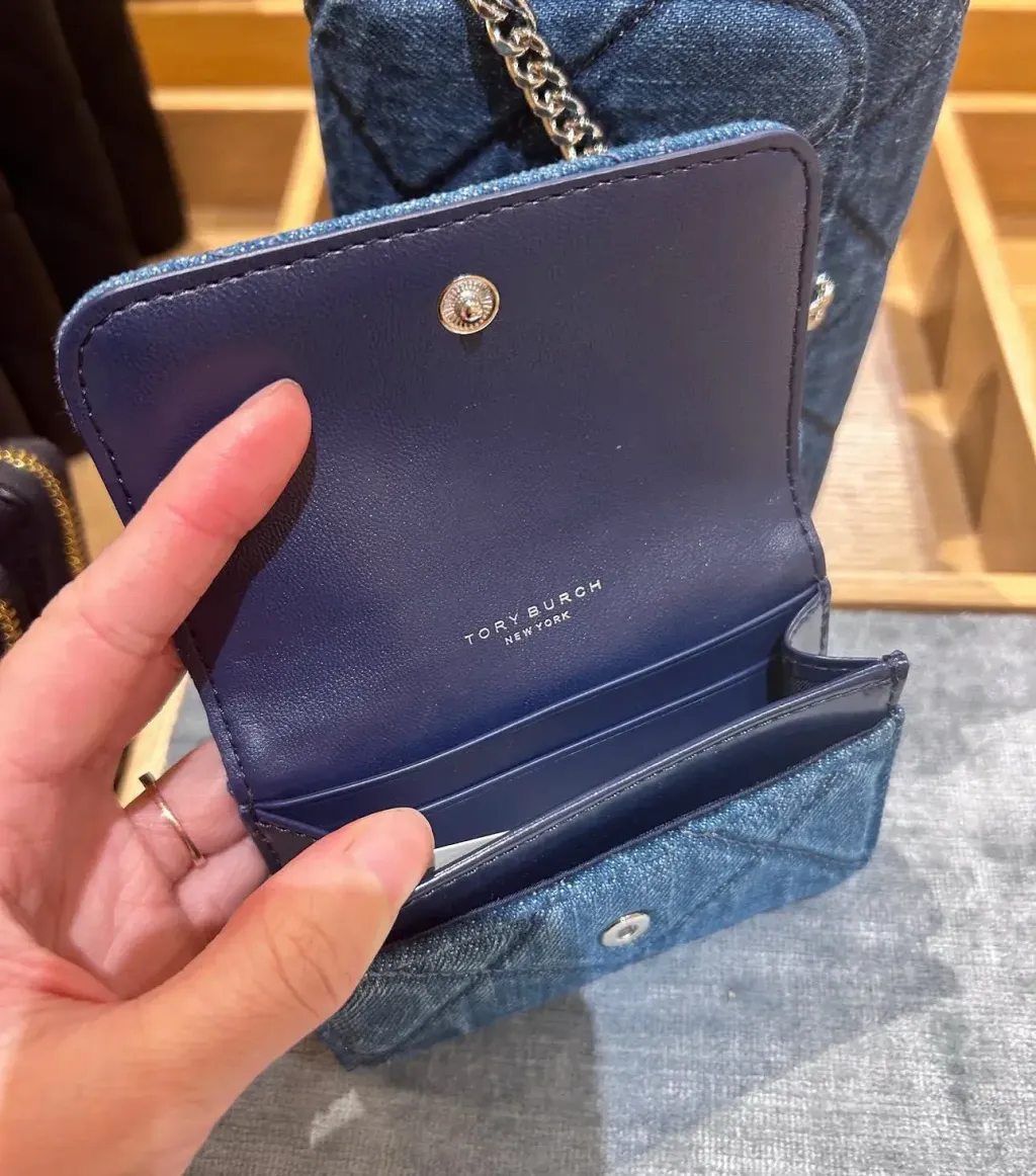 JuzBeauty_JuzBeautyMalaysia_JuzPretty_Authentic_Kbeauty_Malaysia_Skin_Care_Cosmetics_Jbeauty_Health_Care_korean_streetwear_US_Luxury_TORY BURCH 167997 Willa Denim Card Case 女款卡包8