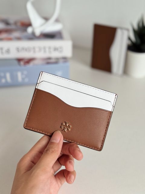 JuzBeauty_JuzBeautyMalaysia_JuzPretty_Authentic_Kbeauty_Malaysia_Skin_Care_Cosmetics_Jbeauty_Health_Care_korean_streetwear_US_Luxury_TORY BURCH 168328 Emerson Slim Card Case In Optic White 女款卡包5