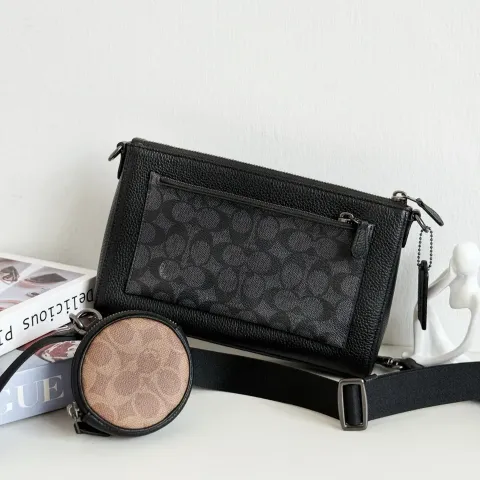 JuzBeauty_JuzBeautyMalaysia_JuzPretty_Authentic_Kbeauty_Malaysia_Skin_Care_Cosmetics_Jbeauty_Health_Care_korean_streetwear_US_Luxury_COACH CW372 Holden Crossbody In Blocked Signature Canvas Charcoal Black Multi 男款斜挎包1