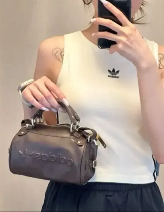 JuzBeauty-JuzBeautyMalaysia-JuzPretty-Authentic-Kbeauty-Malaysia-Skin-Care-Cosmetics-Jbeauty-Health-Care-korean-streetwear-ADIDAS Originals Tote Bag JV9276 : JV9277 枕头包:机车包7