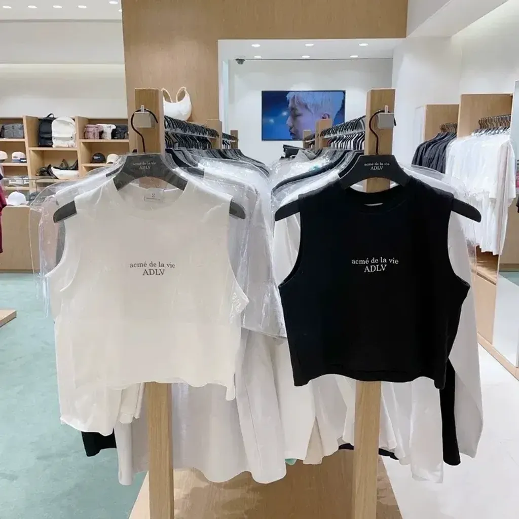 JuzBeauty-JuzBeautyMalaysia-JuzPretty-Authentic-Kbeauty-Malaysia-Skin-Care-Cosmetics-Jbeauty-Health-Care-korean-streetwear-ADLV Woman Basic Logo Crop Sleeveless 短版上衣2
