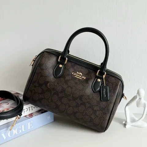 JuzBeauty_JuzBeautyMalaysia_JuzPretty_Authentic_Kbeauty_Malaysia_Skin_Care_Cosmetics_Jbeauty_Health_Care_korean_streetwear_US_Luxury_COACH CV961 Rowan Satchel Bag Signature Canvas In Walnut:Black 枕头包1