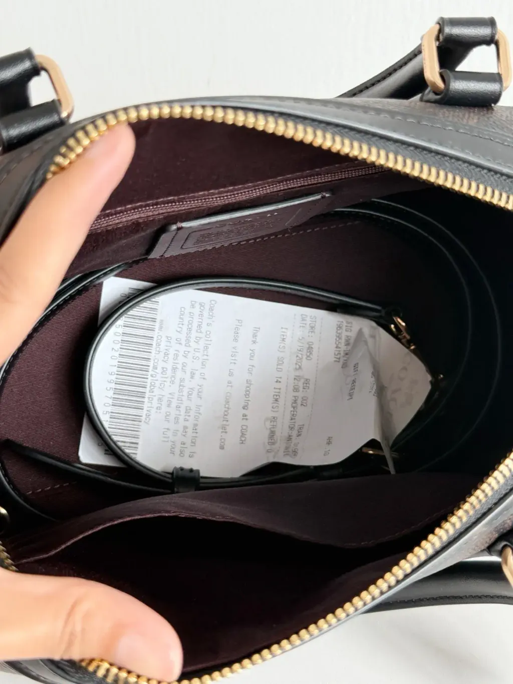 JuzBeauty_JuzBeautyMalaysia_JuzPretty_Authentic_Kbeauty_Malaysia_Skin_Care_Cosmetics_Jbeauty_Health_Care_korean_streetwear_US_Luxury_COACH CV961 Rowan Satchel Bag Signature Canvas In Walnut:Black 枕头包8