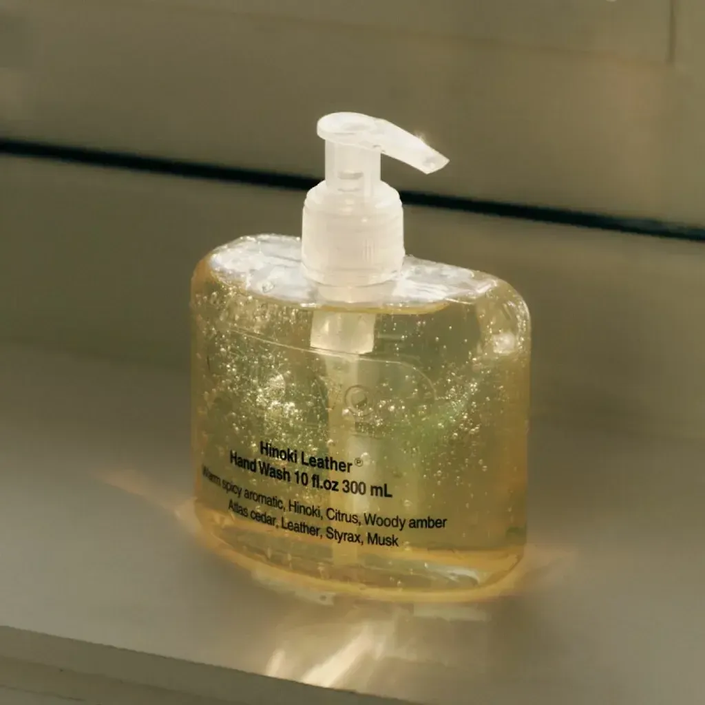 JuzBeauty-JuzBeautyMalaysia-JuzPretty-Authentic-Kbeauty-Malaysia-Skin-Care-Cosmetics-Jbeauty-Health-Care-korean-streetwear-Pleuvoir Hand Wash 香氛纯素洗手液6