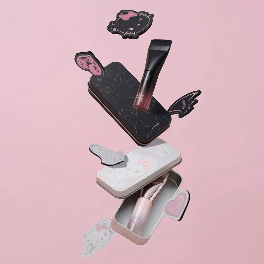 JuzBeauty-JuzBeautyMalaysia-JuzPretty-Authentic-Kbeauty-Malaysia-Skin-Care-Cosmetics-Jbeauty-Health-Care-korean-streetwear-fillimilli x HELLO KITTY ANGEL & DEVIL Mini Spatula Brush 828 一字粉底刷3
