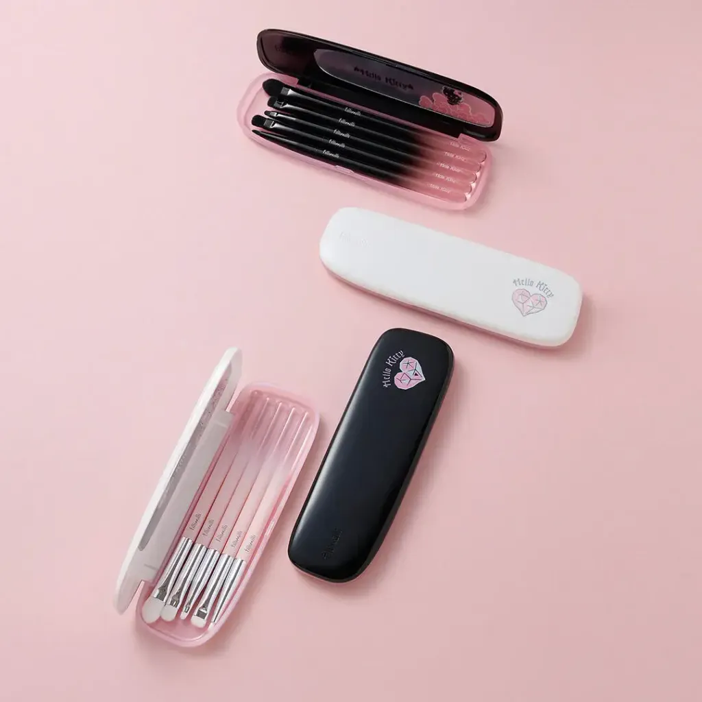JuzBeauty-JuzBeautyMalaysia-JuzPretty-Authentic-Kbeauty-Malaysia-Skin-Care-Cosmetics-Jbeauty-Health-Care-korean-streetwear-fillimilli x HELLO KITTY ANGEL & DEVIL Eyebrush Pro Collection 联名限量款 眼部化妆刷套盒7