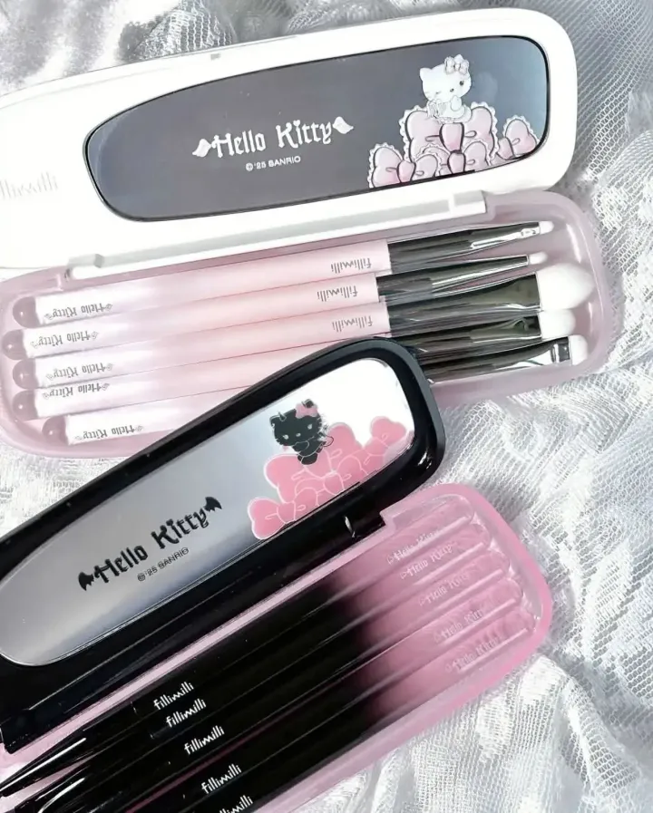 JuzBeauty-JuzBeautyMalaysia-JuzPretty-Authentic-Kbeauty-Malaysia-Skin-Care-Cosmetics-Jbeauty-Health-Care-korean-streetwear-fillimilli x HELLO KITTY ANGEL & DEVIL Eyebrush Pro Collection 联名限量款 眼部化妆刷套盒2