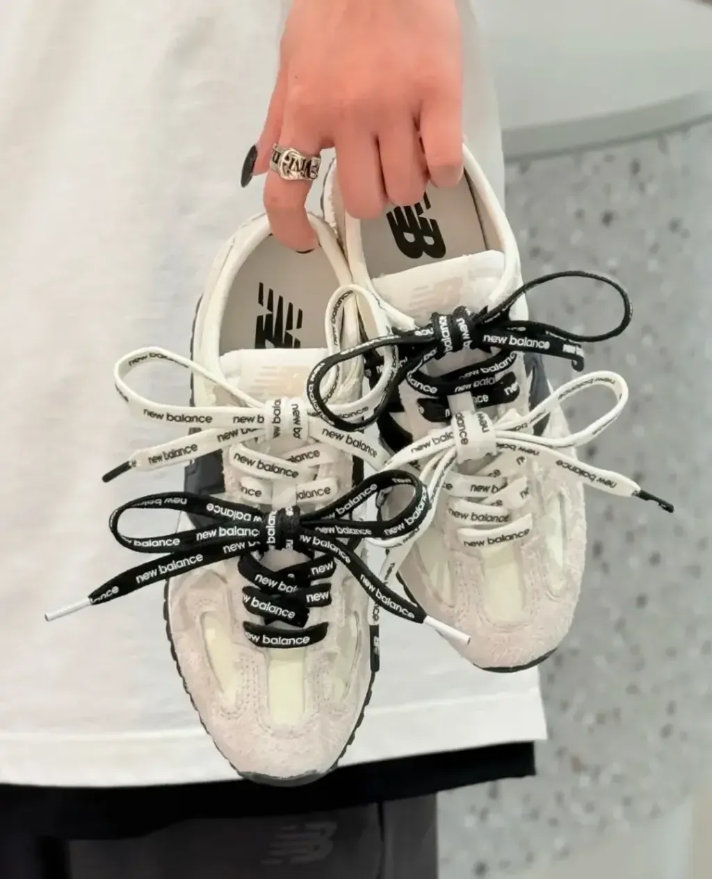 JuzBeauty-JuzBeautyMalaysia-JuzPretty-Authentic-Kbeauty-Malaysia-Skin-Care-Cosmetics-Jbeauty-Health-Care-korean-streetwear-New Balance 4711