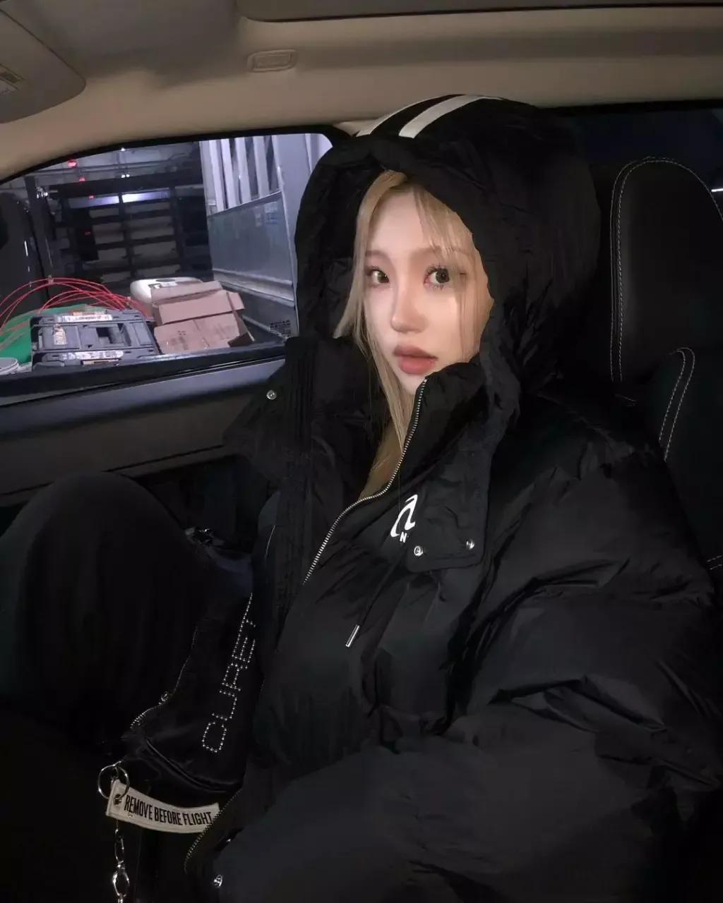 JuzBeauty-JuzBeautyMalaysia-JuzPretty-Authentic-Kbeauty-Malaysia-Skin-Care-Cosmetics-Jbeauty-Health-Care-korean-streetwear-NERDY Heavy Volume Down Jacket 羽绒服11