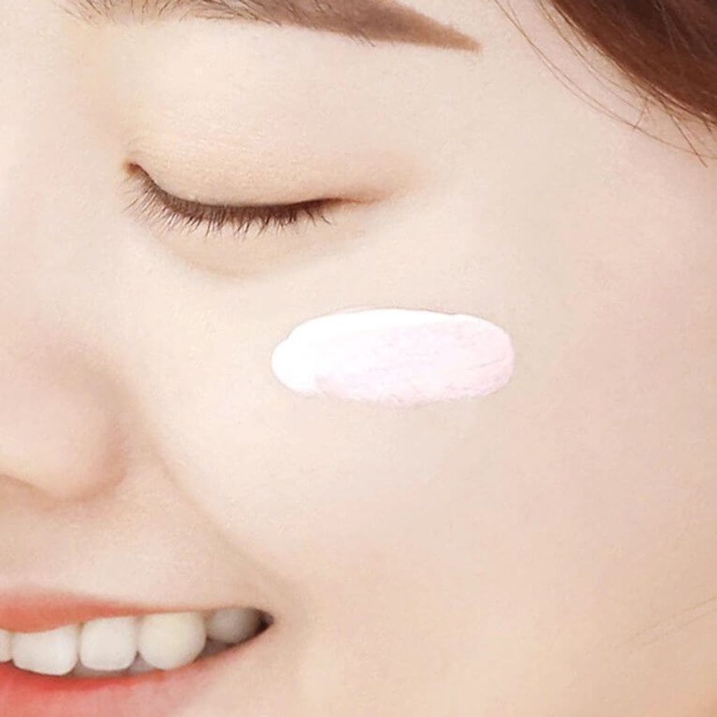 JuzBeauty-JuzBeautyMalaysia-JuzPretty-Authentic-Kbeauty-Malaysia-Skin-Care-Cosmetics-Jbeauty-Health-Care-korean-streetwear-Cell Fusion C Toning Sunscreen 100 亮白隔离防晒霜1