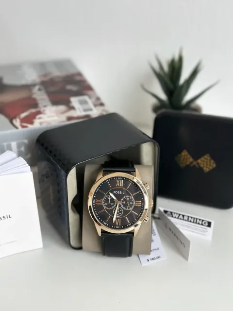 JuzBeauty_JuzBeautyMalaysia_JuzPretty_Authentic_Kbeauty_Malaysia_Skin_Care_Cosmetics_Jbeauty_Health_Care_korean_streetwear_US_Luxury_FOSSIL BQ2823 48mm Flynn Chronograph Black Leather Watch 男款手表4