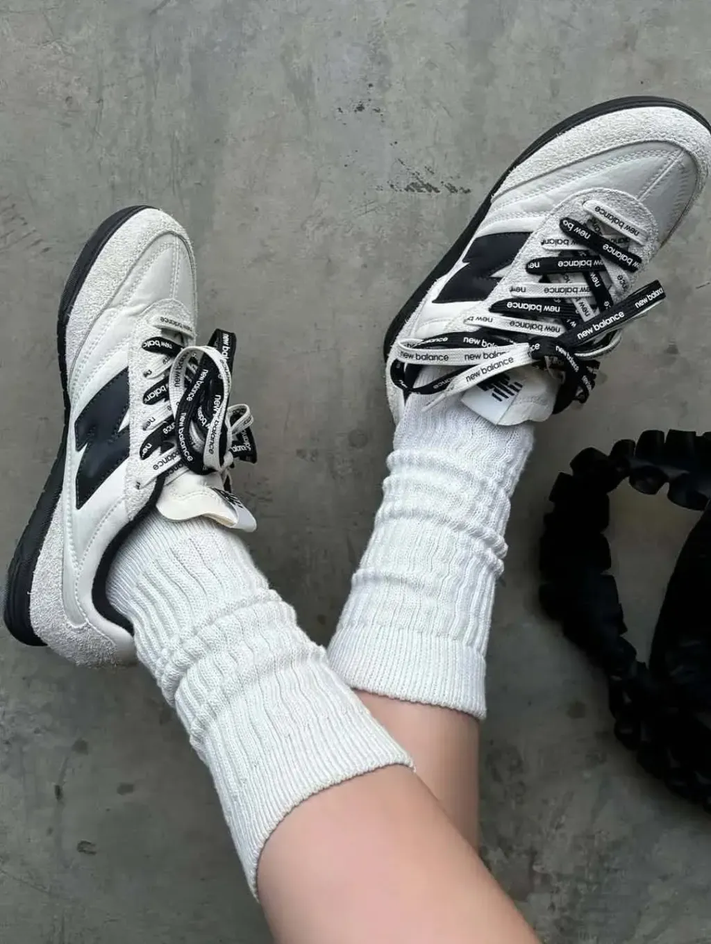 JuzBeauty-JuzBeautyMalaysia-JuzPretty-Authentic-Kbeauty-Malaysia-Skin-Care-Cosmetics-Jbeauty-Health-Care-korean-streetwear-New Balance RC42 x Niko And11
