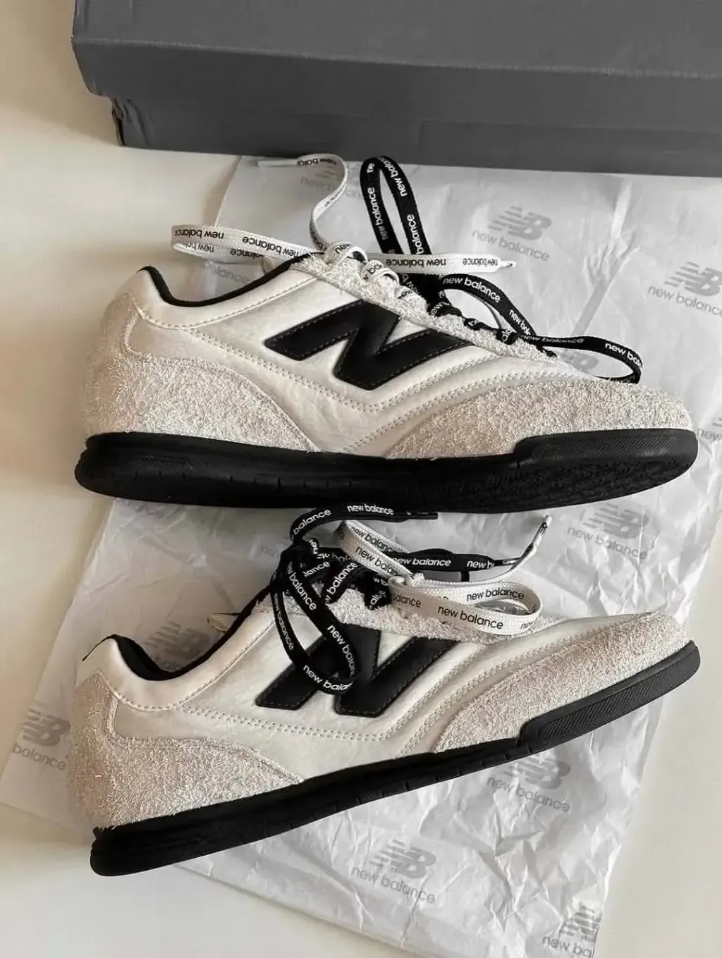 JuzBeauty-JuzBeautyMalaysia-JuzPretty-Authentic-Kbeauty-Malaysia-Skin-Care-Cosmetics-Jbeauty-Health-Care-korean-streetwear-New Balance RC42 x Niko And13