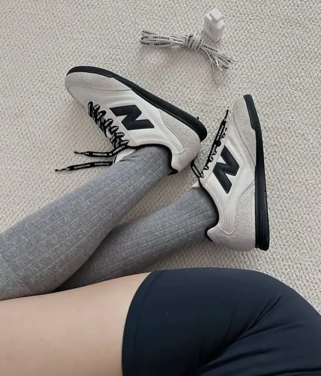 JuzBeauty-JuzBeautyMalaysia-JuzPretty-Authentic-Kbeauty-Malaysia-Skin-Care-Cosmetics-Jbeauty-Health-Care-korean-streetwear-New Balance RC42 x Niko And1