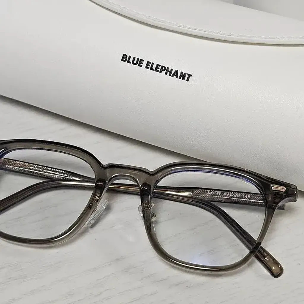 JuzBeauty-JuzBeautyMalaysia-JuzPretty-Authentic-Kbeauty-Malaysia-Skin-Care-Cosmetics-Jbeauty-Health-Care-korean-streetwear-BLUE ELEPHANT LATW 眼镜7