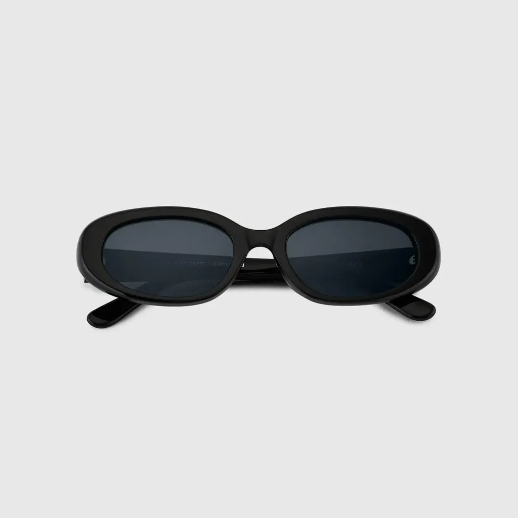 JuzBeauty-JuzBeautyMalaysia-JuzPretty-Authentic-Kbeauty-Malaysia-Skin-Care-Cosmetics-Jbeauty-Health-Care-korean-streetwear-BLUE ELEPHANT YUKI-S black 墨镜1