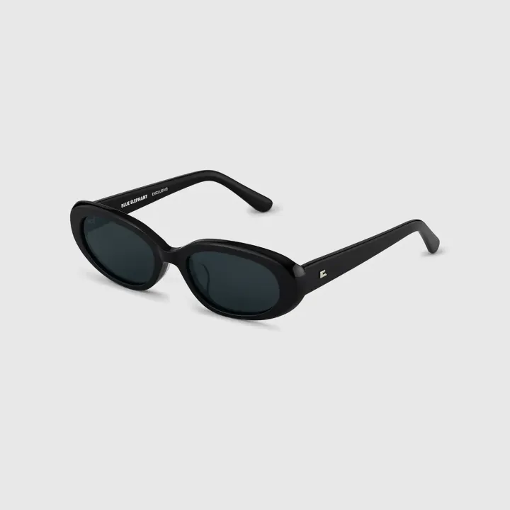 JuzBeauty-JuzBeautyMalaysia-JuzPretty-Authentic-Kbeauty-Malaysia-Skin-Care-Cosmetics-Jbeauty-Health-Care-korean-streetwear-BLUE ELEPHANT YUKI-S black 墨镜3