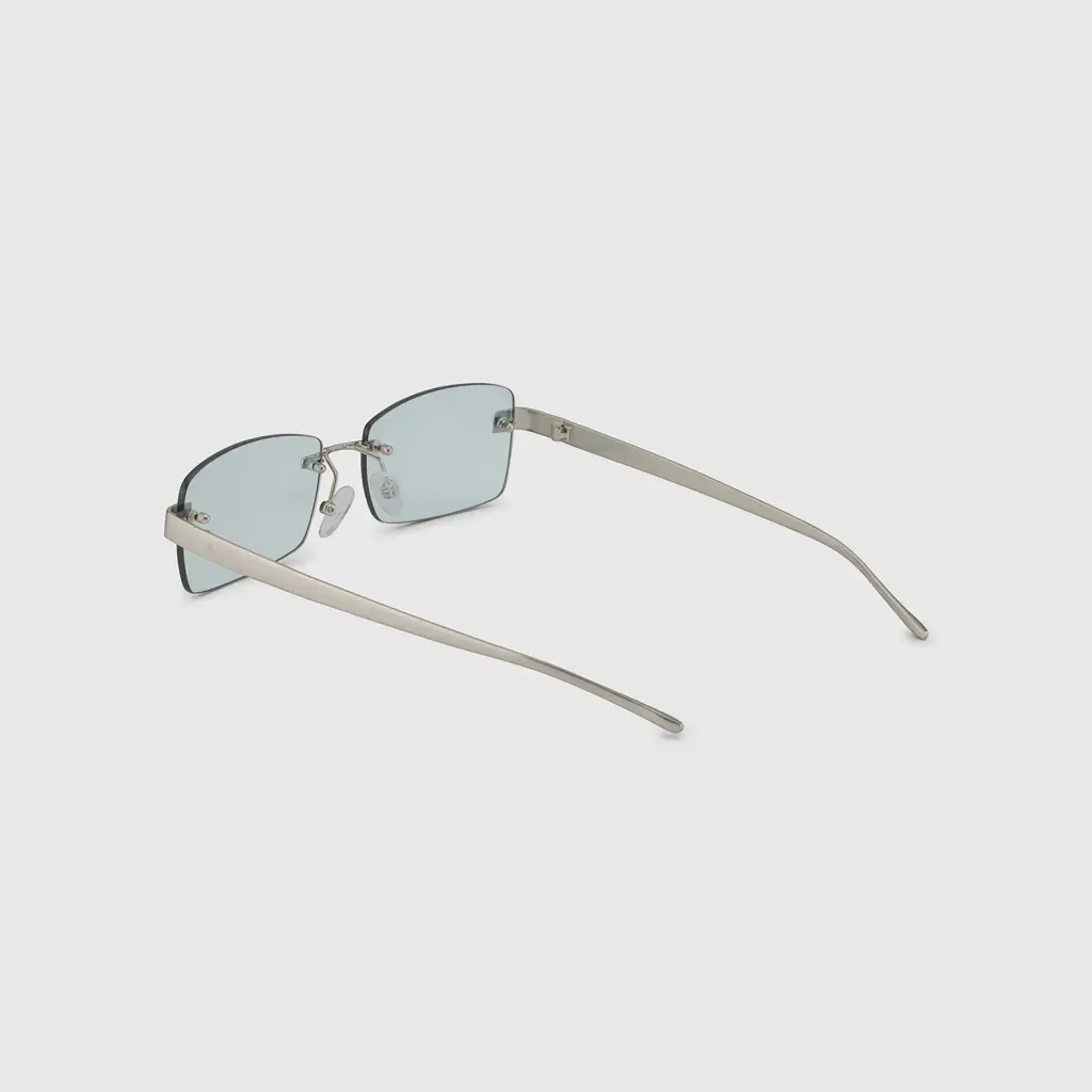 JuzBeauty-JuzBeautyMalaysia-JuzPretty-Authentic-Kbeauty-Malaysia-Skin-Care-Cosmetics-Jbeauty-Health-Care-korean-streetwear-BLUE ELEPHANT IKER-S 墨镜12
