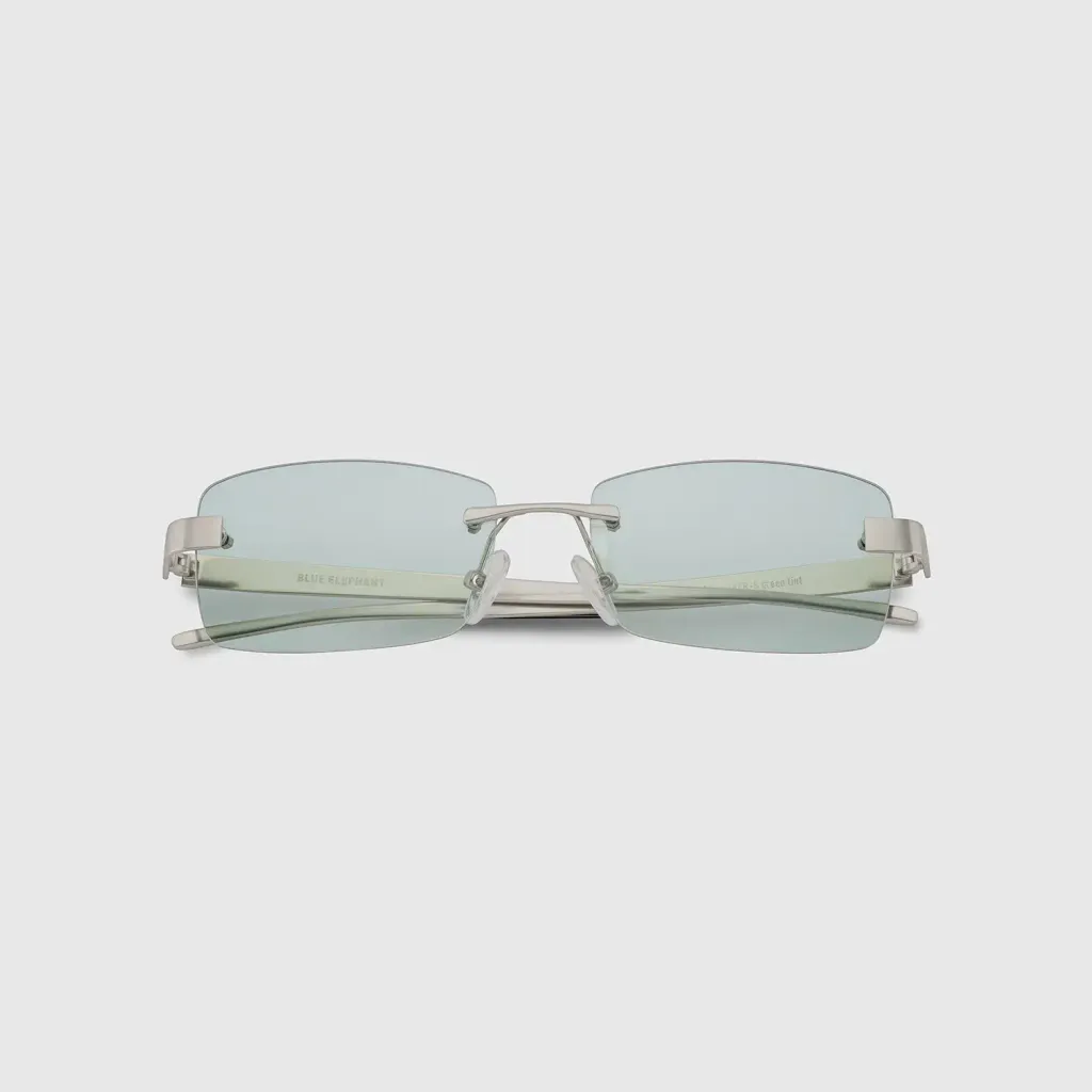 JuzBeauty-JuzBeautyMalaysia-JuzPretty-Authentic-Kbeauty-Malaysia-Skin-Care-Cosmetics-Jbeauty-Health-Care-korean-streetwear-BLUE ELEPHANT IKER-S 墨镜11