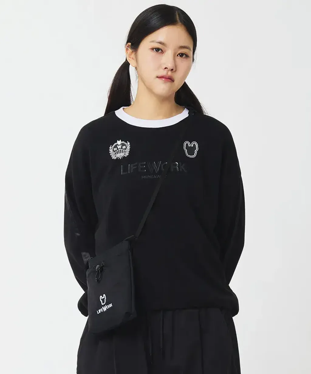 JuzBeauty-JuzBeautyMalaysia-JuzPretty-Authentic-Kbeauty-Malaysia-Skin-Care-Cosmetics-Jbeauty-Health-Care-korean-streetwear-LIFEWORK LW255BG404 Logo Shirring String Phone Bag 手机包8