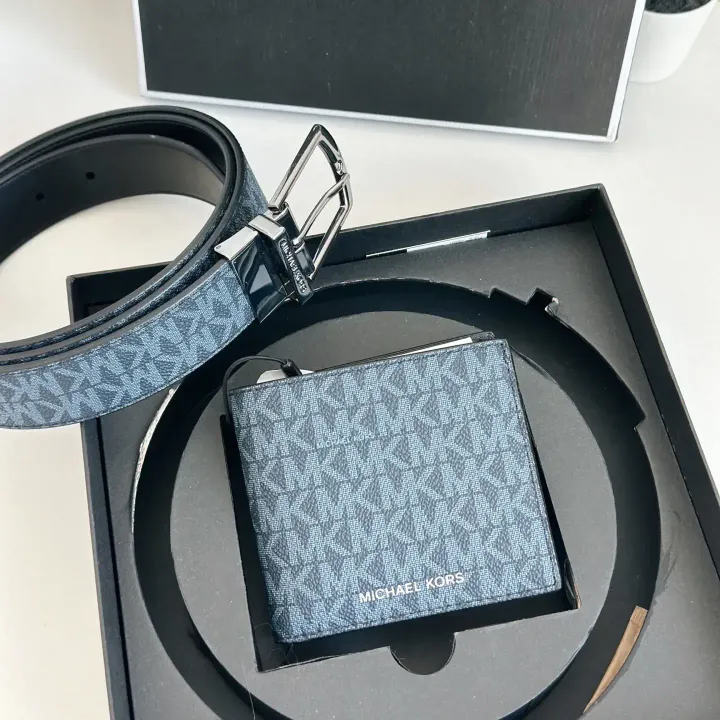 JuzBeauty_JuzBeautyMalaysia_JuzPretty_Authentic_Kbeauty_Malaysia_Skin_Care_Cosmetics_Jbeauty_Health_Care_korean_streetwear_US_Luxury_MICHAEL KORS 36S4LGFF6B Signature Logo Billfold Wallet And Belt Gift Set In Blue 钱包 腰带礼盒7