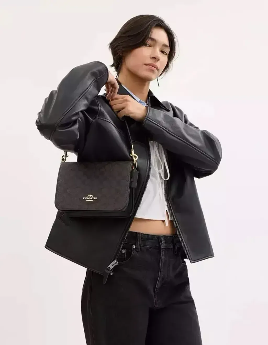 JuzBeauty_JuzBeautyMalaysia_JuzPretty_Authentic_Kbeauty_Malaysia_Skin_Care_Cosmetics_Jbeauty_Health_Care_korean_streetwear_US_Luxury_COACH CZ770 Quinn Bag In Signature Canvas In Walnut:Black 斜挎包2