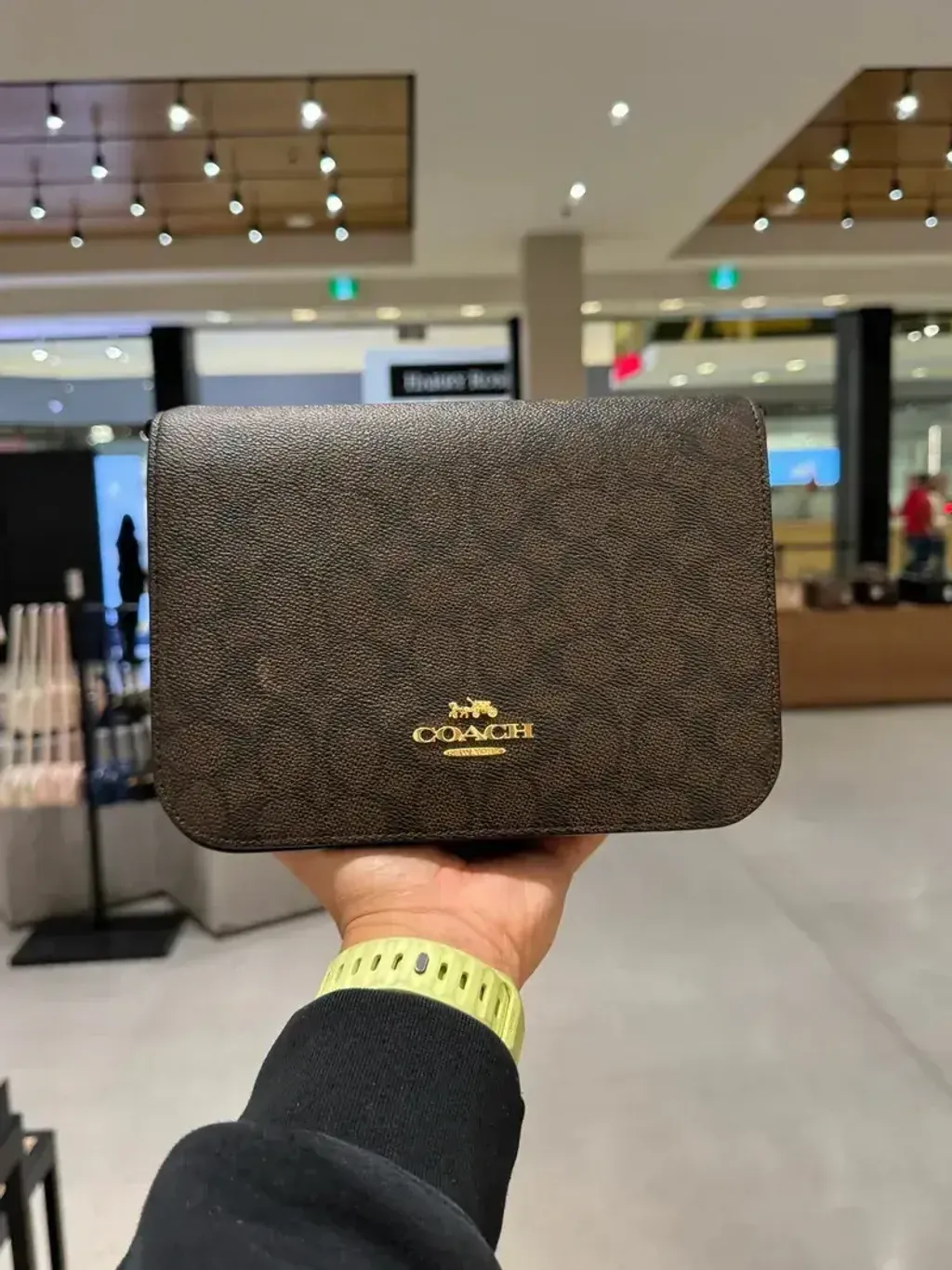 JuzBeauty_JuzBeautyMalaysia_JuzPretty_Authentic_Kbeauty_Malaysia_Skin_Care_Cosmetics_Jbeauty_Health_Care_korean_streetwear_US_Luxury_COACH CZ770 Quinn Bag In Signature Canvas In Walnut:Black 斜挎包13