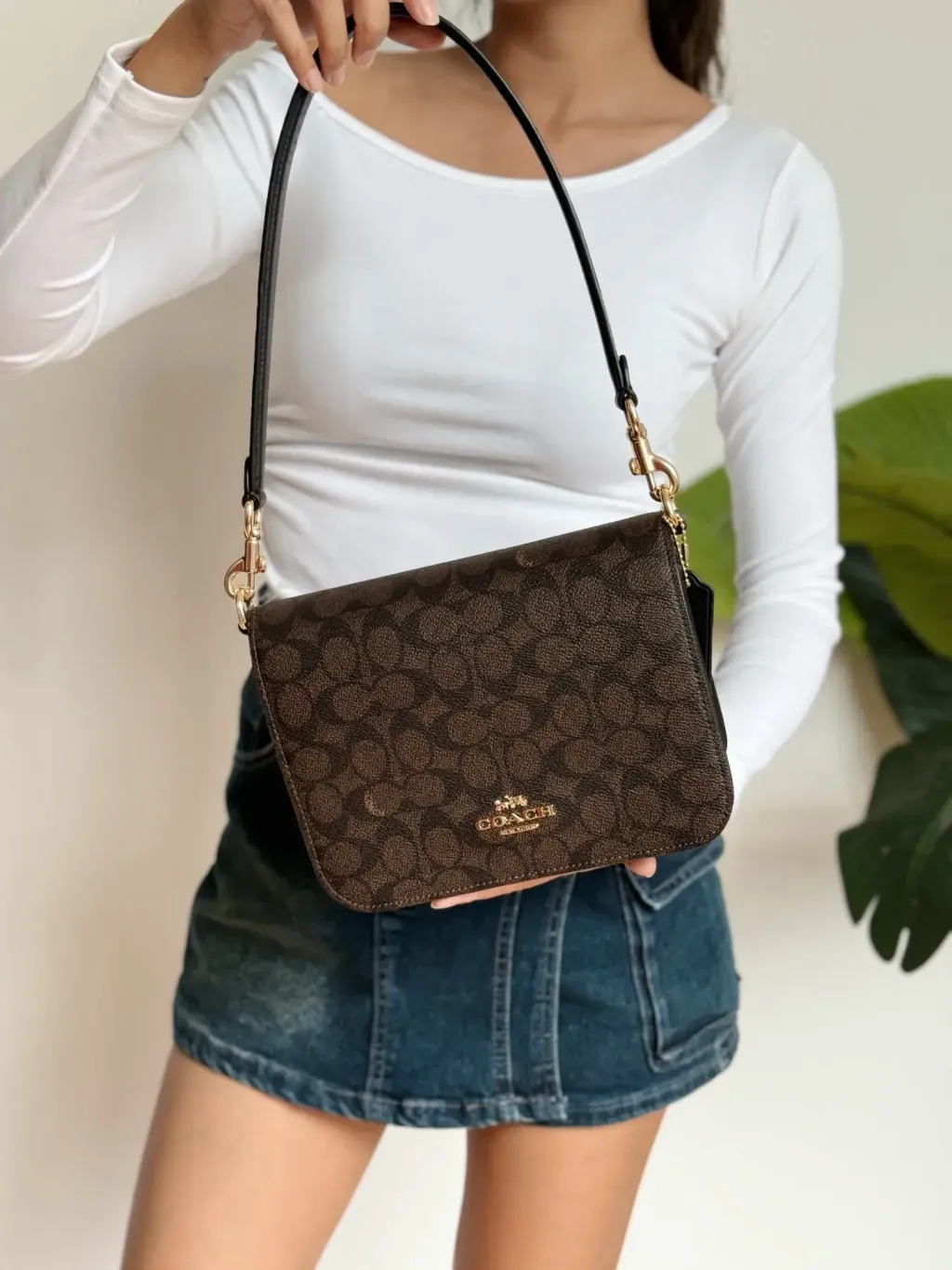 JuzBeauty_JuzBeautyMalaysia_JuzPretty_Authentic_Kbeauty_Malaysia_Skin_Care_Cosmetics_Jbeauty_Health_Care_korean_streetwear_US_Luxury_COACH CZ770 Quinn Bag In Signature Canvas In Walnut:Black 斜挎包6