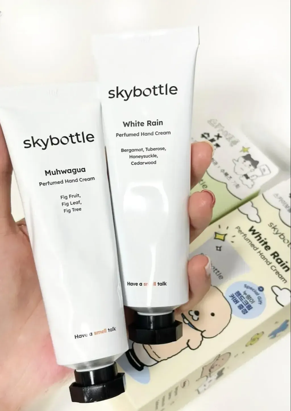 JuzBeauty-JuzBeautyMalaysia-JuzPretty-Authentic-Kbeauty-Malaysia-Skin-Care-Cosmetics-Jbeauty-Health-Care-korean-streetwear-skybottle x Soobookz Perfumed Hand Cream 联名护手霜7