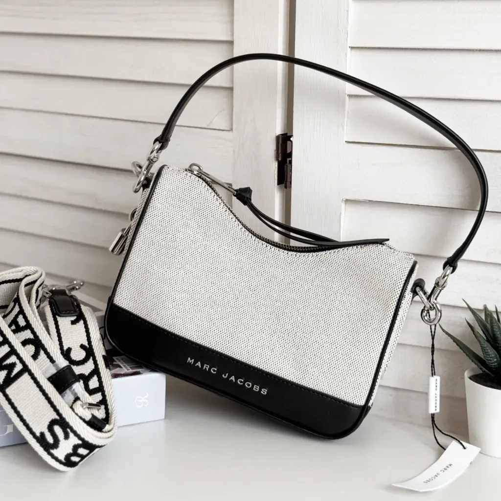 JuzBeauty_JuzBeautyMalaysia_JuzPretty_Authentic_Kbeauty_Malaysia_Skin_Care_Cosmetics_Jbeauty_Health_Care_korean_streetwear_US_Luxury_MARC JACOBS 4S5HSH018H02-261 Canvas Drifter Small Convertible Shoulder Bag In Beige Multi 饺子包11
