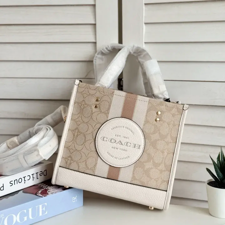 JuzBeauty_JuzBeautyMalaysia_JuzPretty_Authentic_Kbeauty_Malaysia_Skin_Care_Cosmetics_Jbeauty_Health_Care_korean_streetwear_US_Luxury_COACH C8417 CQ878 Dempsey Tote 22 In Signature Jacquard With Stripe And Coach Patch 托特包11
