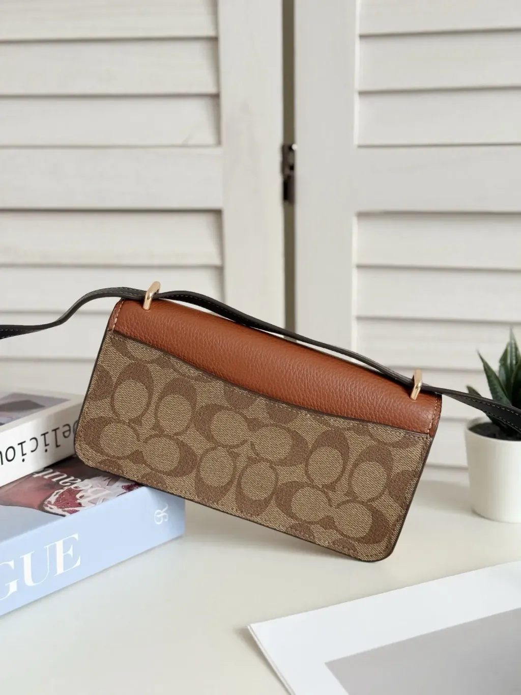 JuzBeauty_JuzBeautyMalaysia_JuzPretty_Authentic_Kbeauty_Malaysia_Skin_Care_Cosmetics_Jbeauty_Health_Care_korean_streetwear_US_Luxury_COACH CO979 Morgan Crossbody In Colorblock Signature Canvas In Khaki Multi 斜挎包8