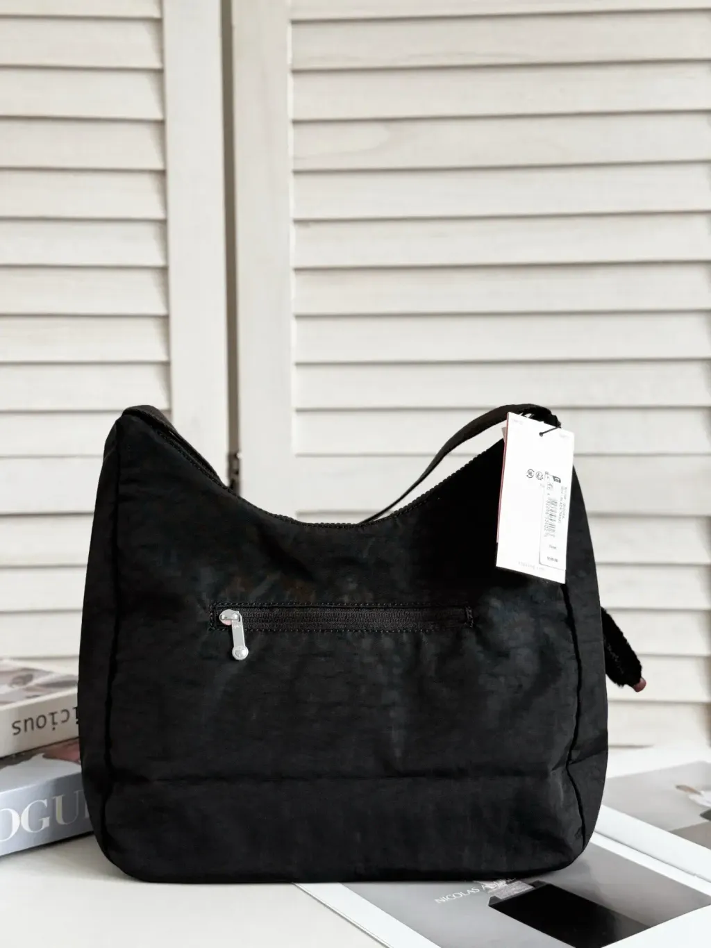 JuzBeauty_JuzBeautyMalaysia_JuzPretty_Authentic_Kbeauty_Malaysia_Skin_Care_Cosmetics_Jbeauty_Health_Care_korean_streetwear_US_Luxury_KIPLING KI1756 Isidora Hobo Shoulder Bag In Black 月牙包6