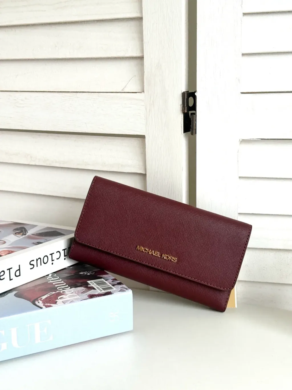 JuzBeauty_JuzBeautyMalaysia_JuzPretty_Authentic_Kbeauty_Malaysia_Skin_Care_Cosmetics_Jbeauty_Health_Care_korean_streetwear_US_Luxury_MICHAEL KORS 35S8GTVF7L Jet Set Travel Large Trifold Wallet In Merlot 女士长钱包4
