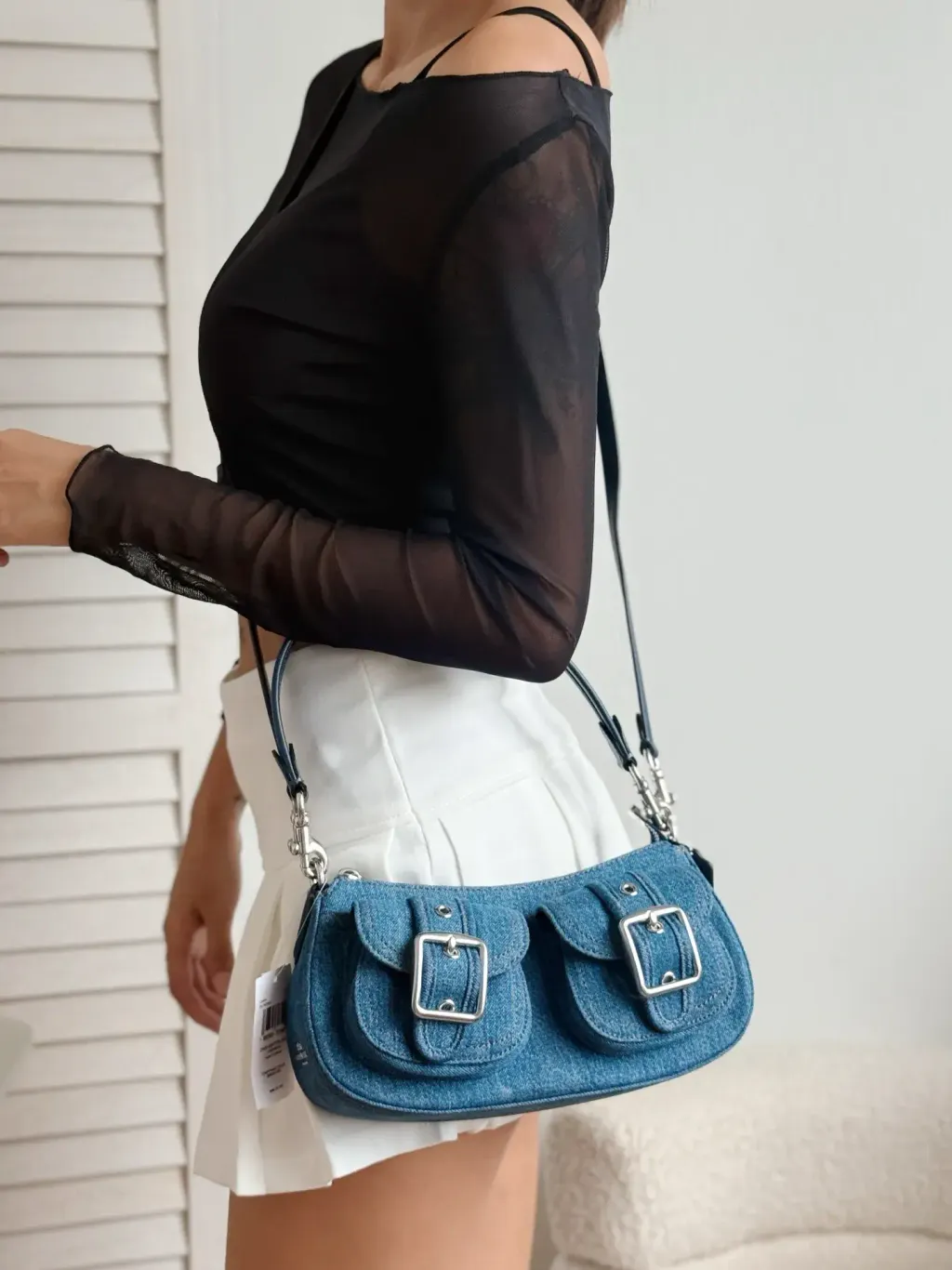JuzBeauty_JuzBeautyMalaysia_JuzPretty_Authentic_Kbeauty_Malaysia_Skin_Care_Cosmetics_Jbeauty_Health_Care_korean_streetwear_US_Luxury_COACH CAK44 Ashton Bag In Denim 法棍包4