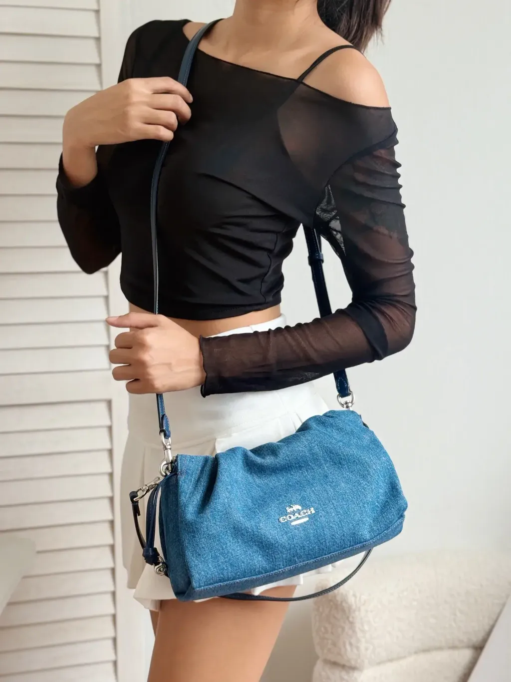 JuzBeauty_JuzBeautyMalaysia_JuzPretty_Authentic_Kbeauty_Malaysia_Skin_Care_Cosmetics_Jbeauty_Health_Care_korean_streetwear_US_Luxury_COACH CAK37 Faye Shoulder Bag In Denim 云朵包1