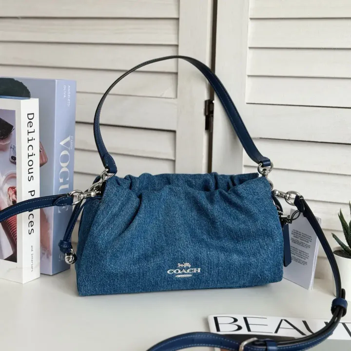 JuzBeauty_JuzBeautyMalaysia_JuzPretty_Authentic_Kbeauty_Malaysia_Skin_Care_Cosmetics_Jbeauty_Health_Care_korean_streetwear_US_Luxury_COACH CAK37 Faye Shoulder Bag In Denim 云朵包8