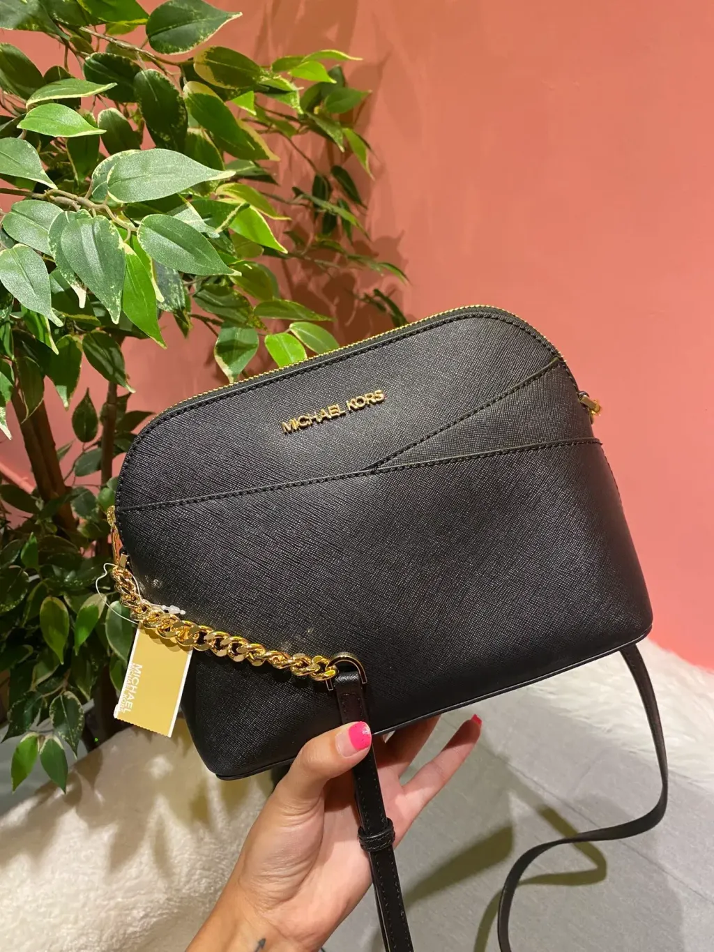 JuzBeauty_JuzBeautyMalaysia_JuzPretty_Authentic_Kbeauty_Malaysia_Skin_Care_Cosmetics_Jbeauty_Health_Care_korean_streetwear_US_Luxury_MICHAEL KORS 35F1GTVC6T Jet Set Travel Medium Dome Crossbody Bag 贝壳包9