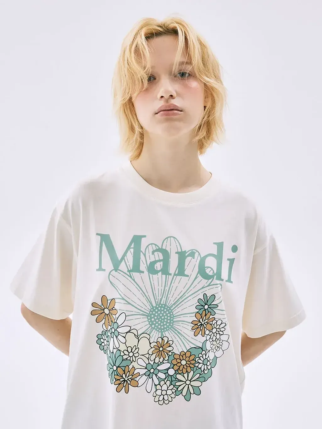 JuzBeauty-JuzBeautyMalaysia-JuzPretty-Authentic-Kbeauty-Malaysia-Skin-Care-Cosmetics-Jbeauty-Health-Care-korean-streetwear-MARDI MERCREDI Tshirt Flowermardi Jardin Tee 上衣2