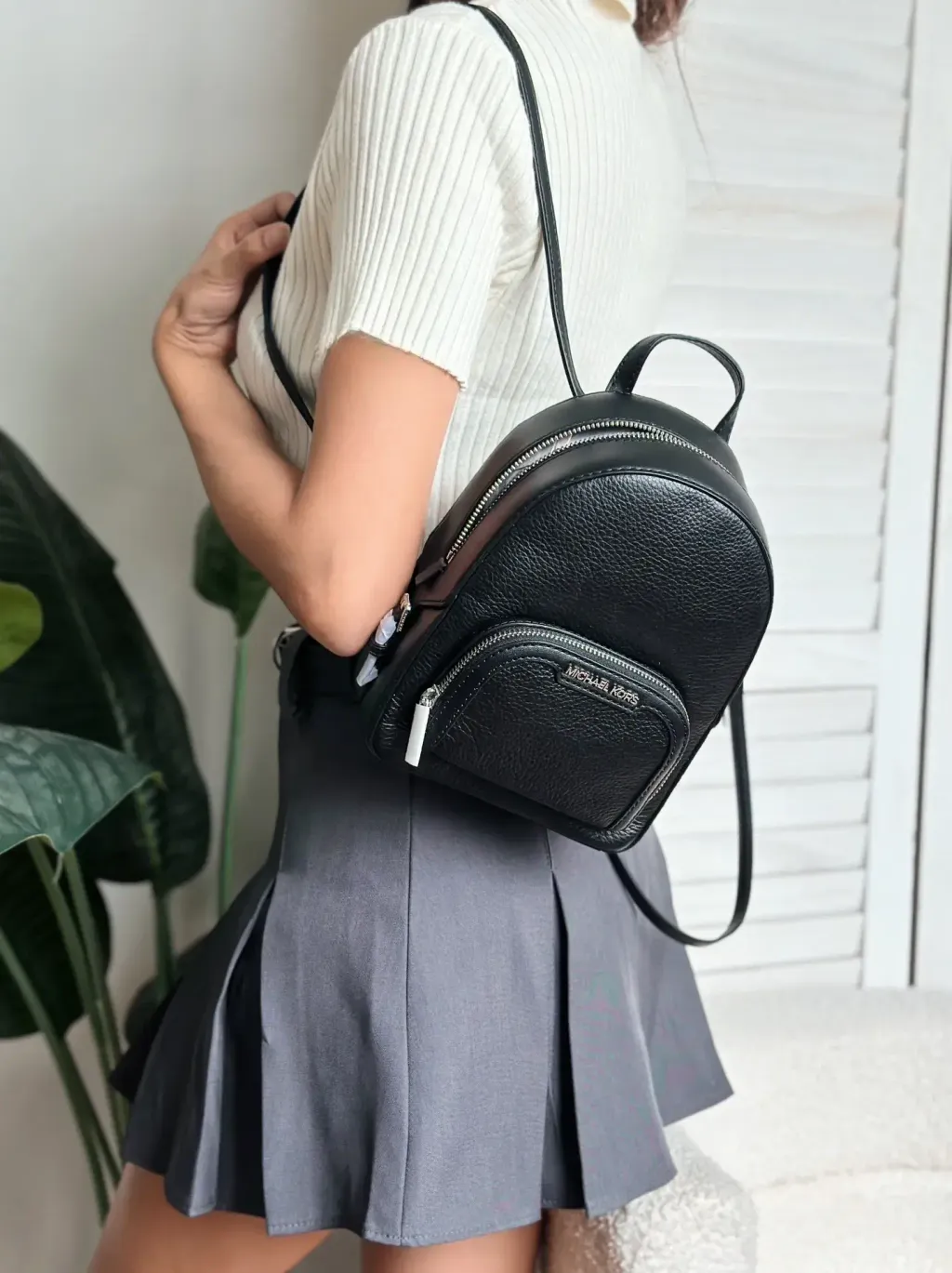 JuzBeauty_JuzBeautyMalaysia_JuzPretty_Authentic_Kbeauty_Malaysia_Skin_Care_Cosmetics_Jbeauty_Health_Care_korean_streetwear_US_Luxury_MICHAEL KORS 35T2S8TB1L Jaycee Mini Pebbled Leather Backpack In Black 迷你背包2