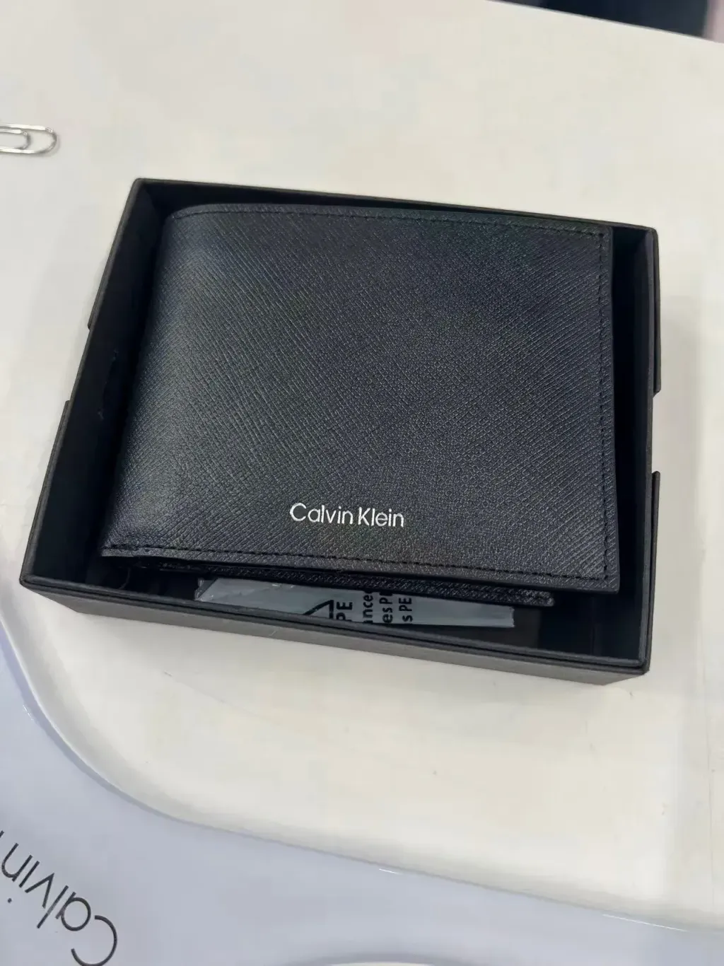JuzBeauty_JuzBeautyMalaysia_JuzPretty_Authentic_Kbeauty_Malaysia_Skin_Care_Cosmetics_Jbeauty_Health_Care_korean_streetwear_US_Luxury_CALVIN KLEIN SP40603827 Men Wallet In Black 男款钱包7
