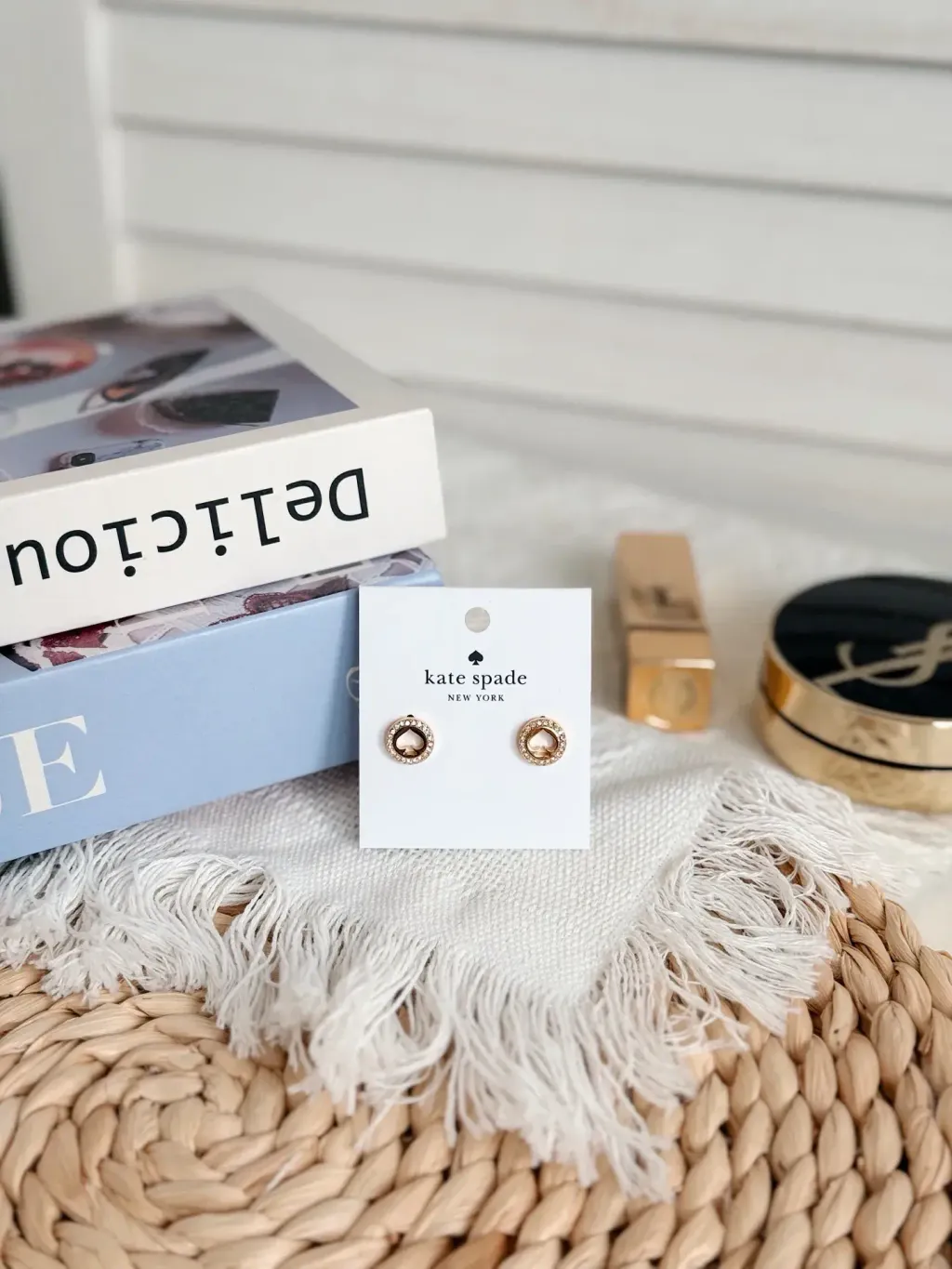 JuzBeauty_JuzBeautyMalaysia_JuzPretty_Authentic_Kbeauty_Malaysia_Skin_Care_Cosmetics_Jbeauty_Health_Care_korean_streetwear_US_Luxury_KATE SPADE Q023 C2466 Signature Earring In Gold:Silver 耳针3