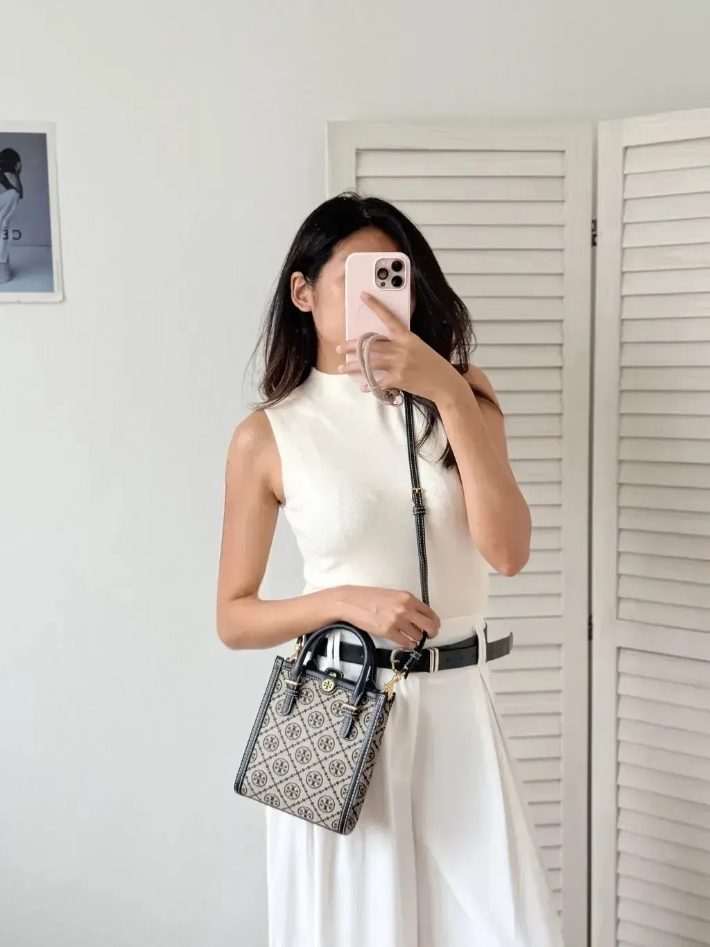 JuzBeauty_JuzBeautyMalaysia_JuzPretty_Authentic_Kbeauty_Malaysia_Skin_Care_Cosmetics_Jbeauty_Health_Care_korean_streetwear_US_Luxury_TORY BURCH 87146 T Monogram Jacquard Mini Tote Bag In Navy 托特包4